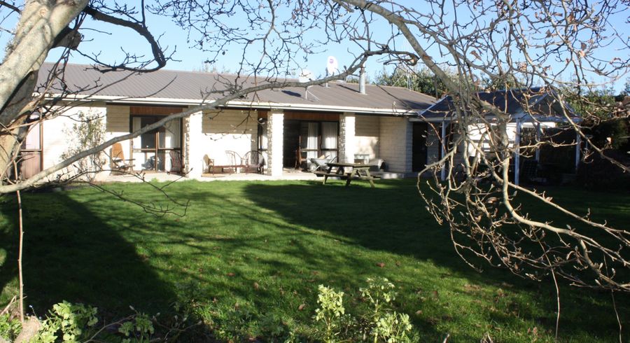  at 6 Simpson Road, Westmere, Whanganui