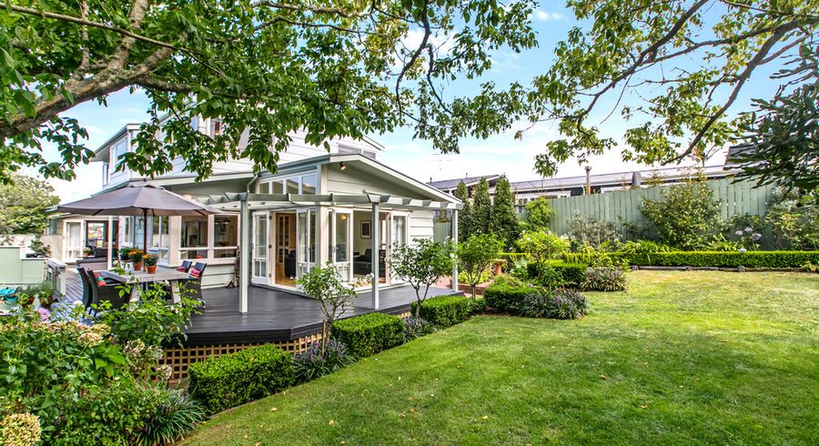  at 16 Sprott Road, Kohimarama, Auckland