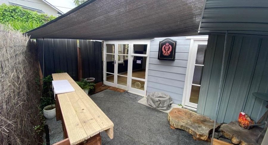  at 1/36 Ellerton Road, Mount Eden, Auckland