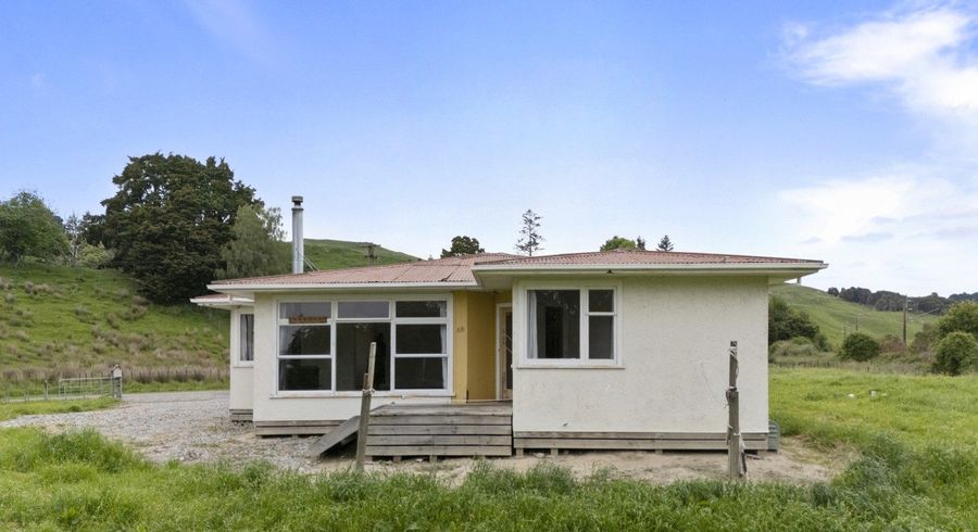  at 16 Gordon Terrace, Hunterville, Hunterville
