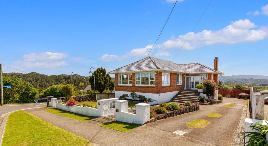  at 7 Phillip Avenue, Glen Eden, Auckland