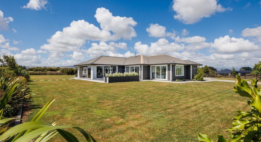  at 33 Hartwell Drive, Kelvin Grove, Palmerston North, Manawatu / Whanganui