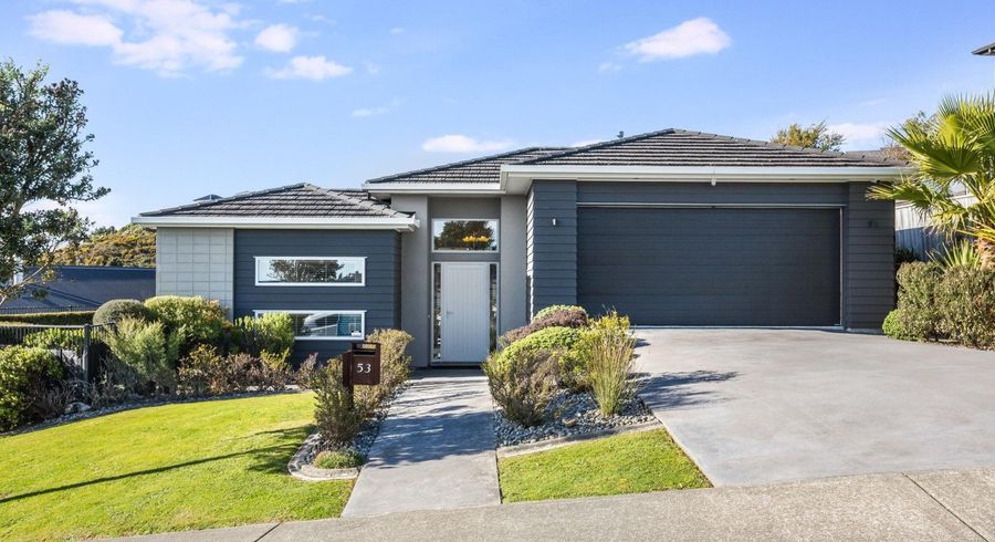  at 53 Endeavour Drive, Whitby, Porirua, Wellington