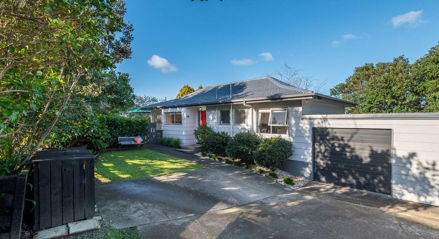  at 1/6 Phillipa Place, Browns Bay, North Shore City, Auckland