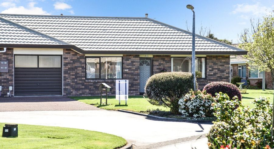  at 4/102 Admiral Crescent, Flagstaff, Hamilton, Waikato