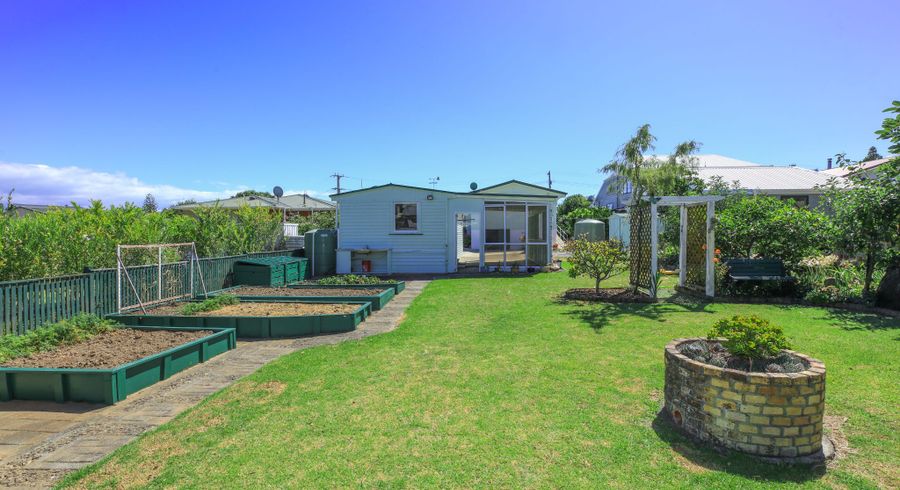  at 9 West Crescent, Te Puru, Thames-Coromandel, Waikato