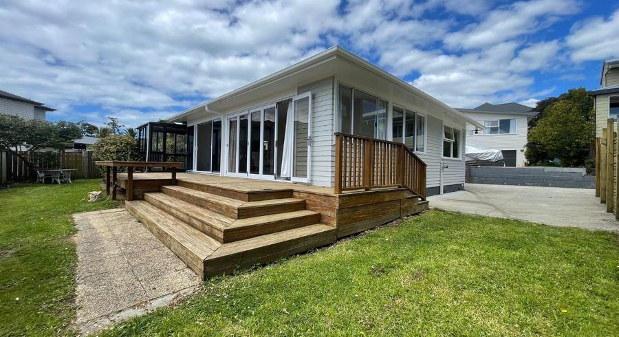  at 19 Cherry Rd, Bucklands Beach, Manukau City, Auckland