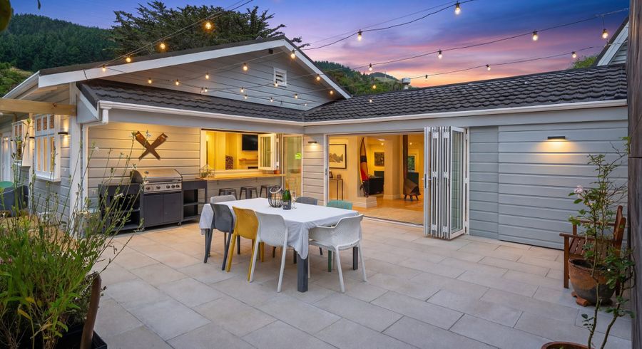  at 215 Takapu Road, Tawa, Wellington, Wellington