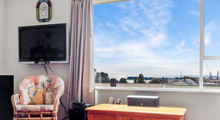  at 4/18 Trafalgar Street, Maori Hill, Timaru