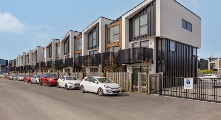 at 2/333 Lincoln Road, Addington, Christchurch City, Canterbury