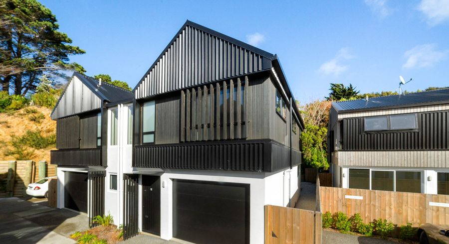  at 6 Bushland Grove, Paparangi, Wellington