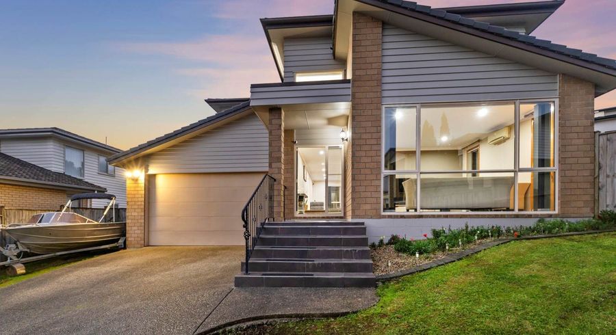  at 12 Bilancia Place, Mission Heights, Manukau City, Auckland
