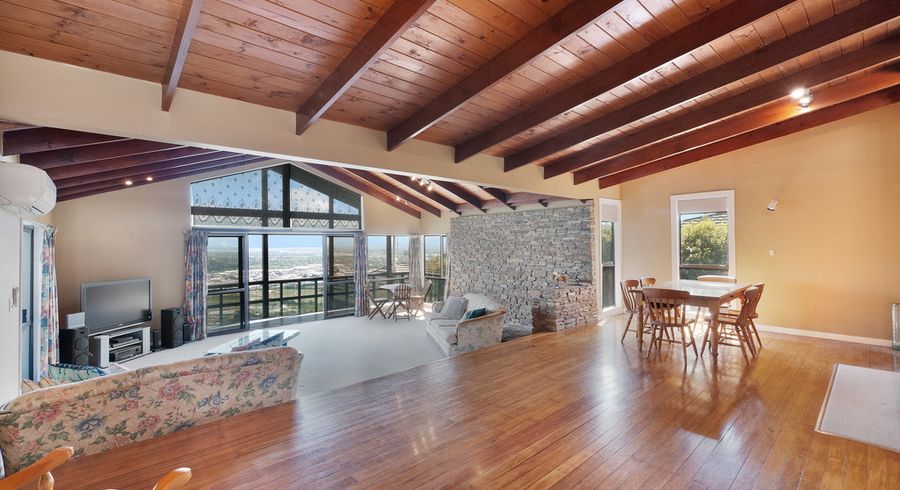  at 186 Major Hornbrook Road, Mount Pleasant, Christchurch