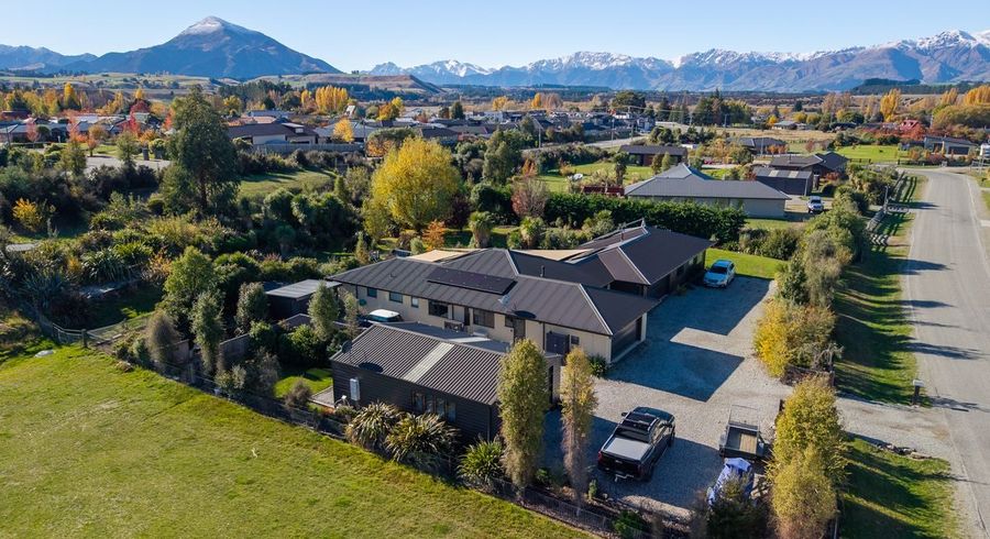  at 10 Jack Young Place, Albert Town, Wanaka, Otago