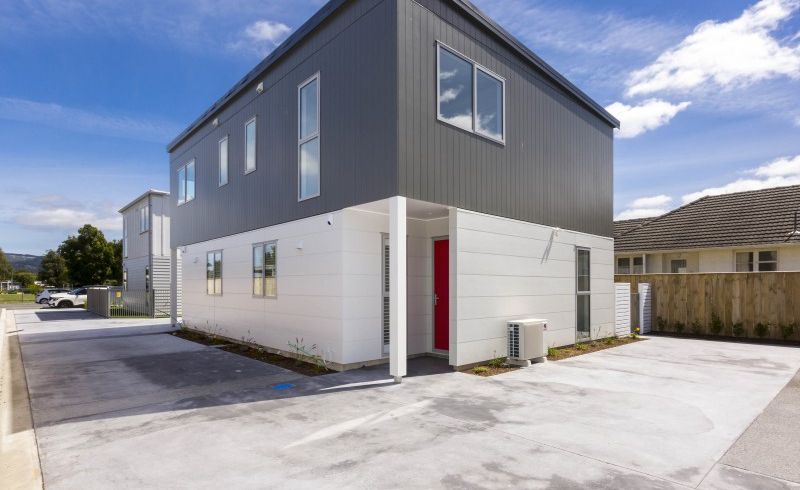  at 44C Pine Avenue, Upper Hutt Central, Upper Hutt