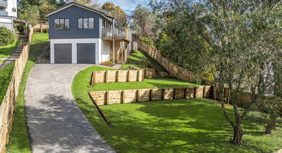  at 11 Randal Place, Bayview, Auckland