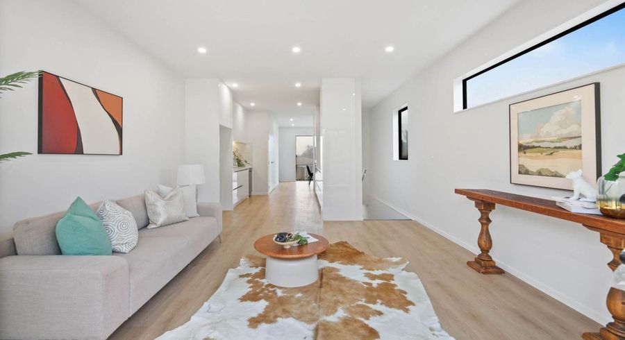  at 14C McQuarrie Avenue, Wattle Downs, Manukau City, Auckland