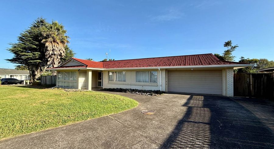  at 2 Isola Place, Manukau, Manukau City, Auckland