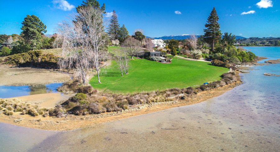  at 136 Bronte Road East, Bronte, Upper Moutere