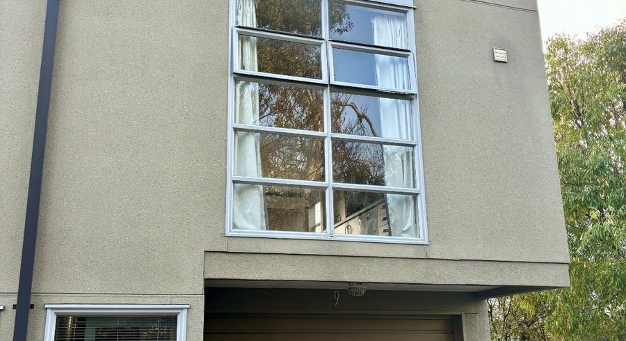  at 9/440 Barbadoes Street, Edgeware, Christchurch