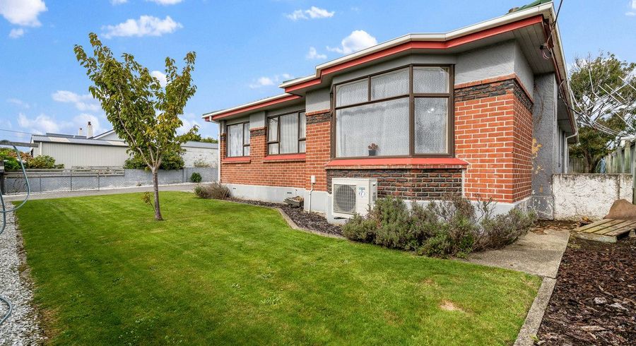  at 11 Wallace Street, Grasmere, Invercargill