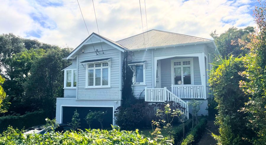  at 19 Kingsview Road, Mount Eden, Auckland City, Auckland