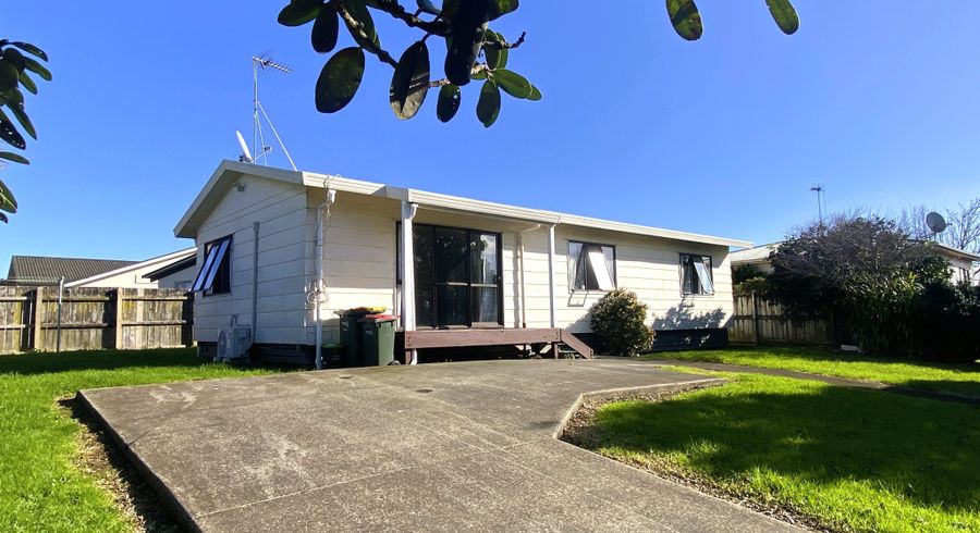  at 8 Mikasa Place, Mangere, Manukau City, Auckland