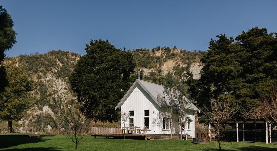 at 216 Rowes Road, Hunterville