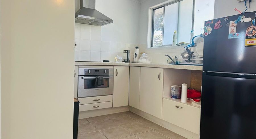 at 2/53 Grange Road, Mount Eden, Auckland City, Auckland