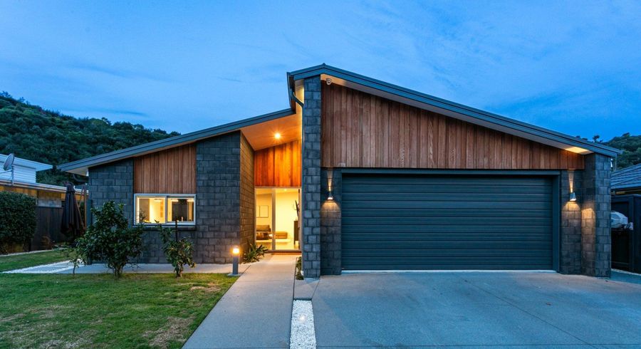  at 261 Lakes Boulevard, Pyes Pa, Tauranga, Bay Of Plenty