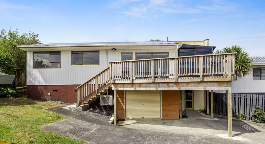  at 32A Gilshennan Valley, Red Beach, Whangaparāoa