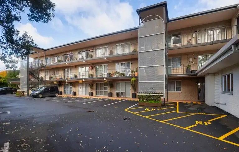  at 16/43 Woodward Road, Mount Albert, Auckland City, Auckland