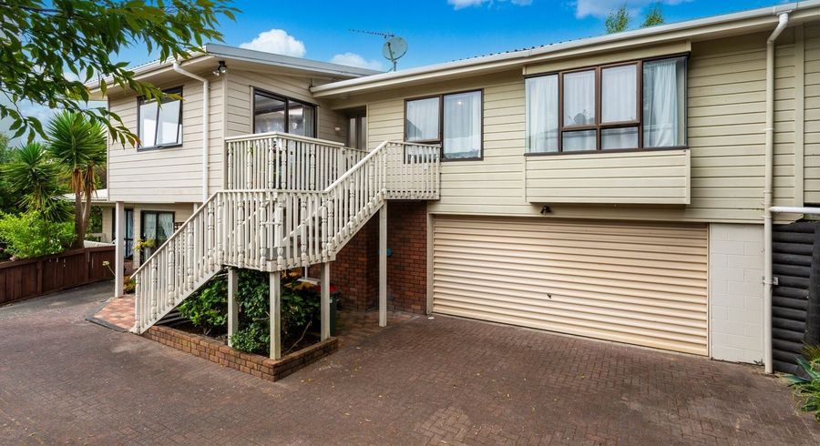 at 34 Unsworth Drive, Unsworth Heights, Auckland
