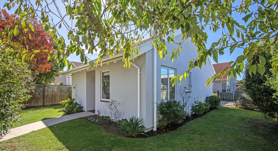  at 27 James Street, Redcliffs, Christchurch