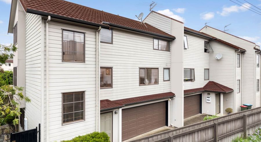  at 27 Campbell Road, Royal Oak, Auckland