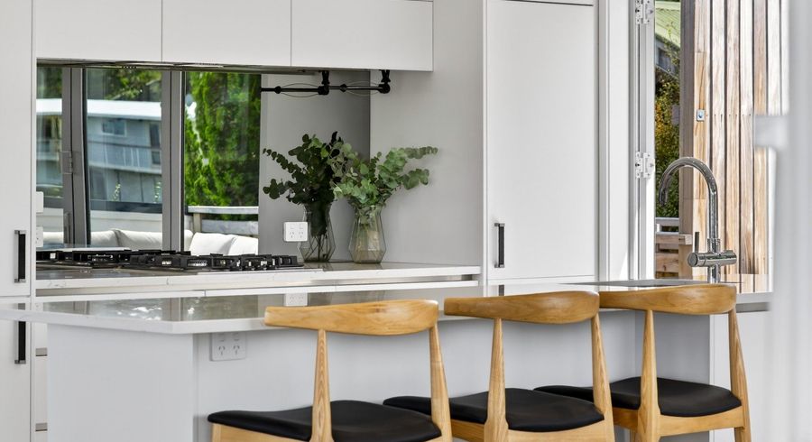  at 7 Enfield Road, Hospital Hill, Napier, Hawke's Bay