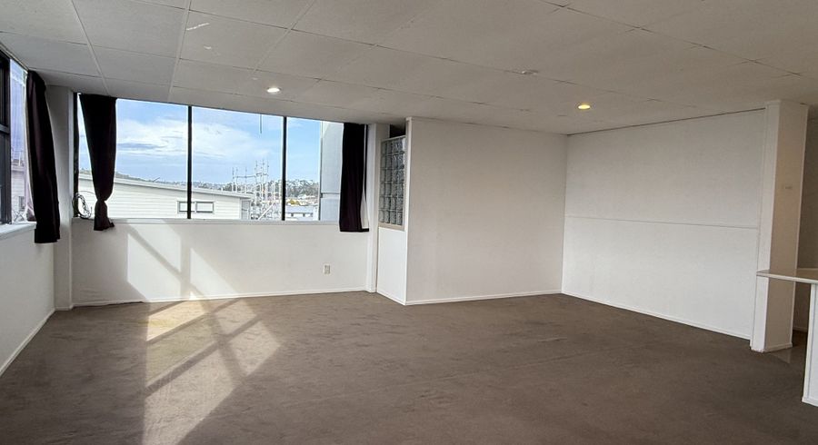  at 9/80 Bruce Mclaren Road, Henderson, Waitakere City, Auckland
