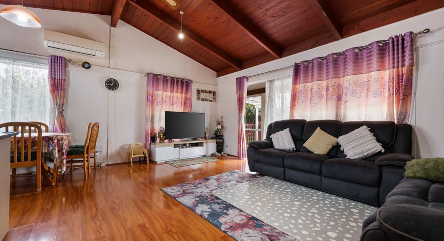  at 1/255 Swanson Road, Henderson, Auckland