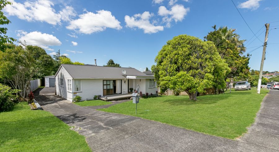  at 2 Buller Crescent, Manurewa, Auckland