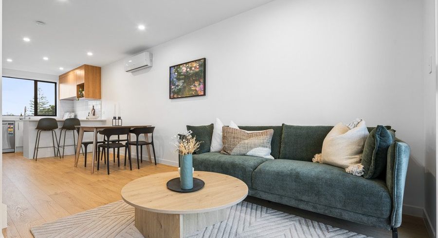  at 28 Kanapa Rd, Northcross, North Shore City, Auckland