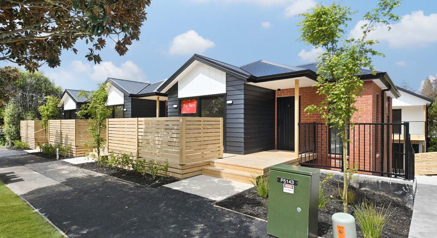  at 1/27 Maeroa Road, Beerescourt, Hamilton, Waikato