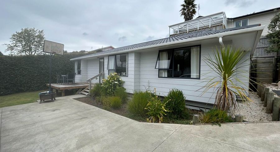  at 116a Awaruku Road, Torbay, North Shore City, Auckland