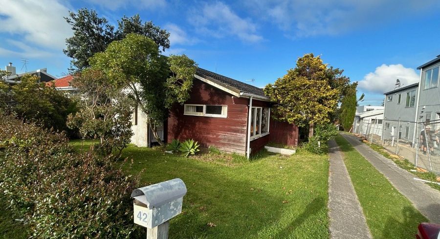  at 42 May Street, Mount Maunganui, Mount Maunganui