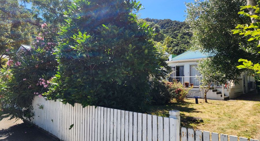  at 87 Muritai Road, Eastbourne, Lower Hutt, Wellington