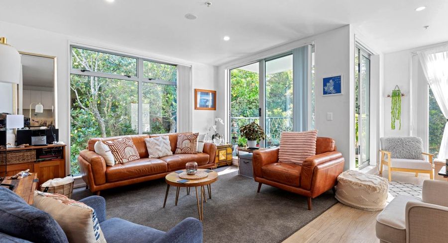  at 307/19 Bute Road, Browns Bay, Auckland