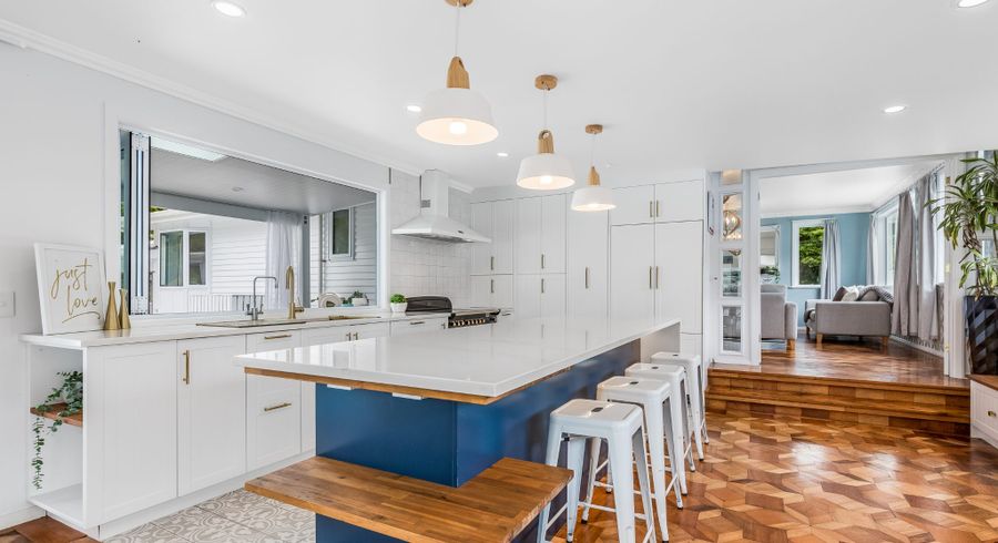  at 4 Molloys Road, Te Marua, Upper Hutt