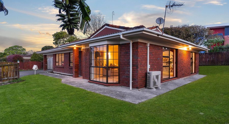  at 6/66 Rathgar Road, Henderson, Auckland
