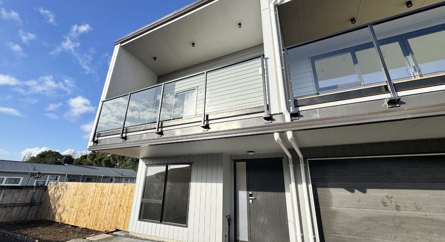  at 11/45 Miro Street, New Lynn, Waitakere City, Auckland