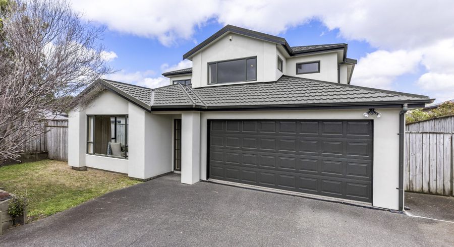  at 16 Greenstone Place, Aotea, Porirua