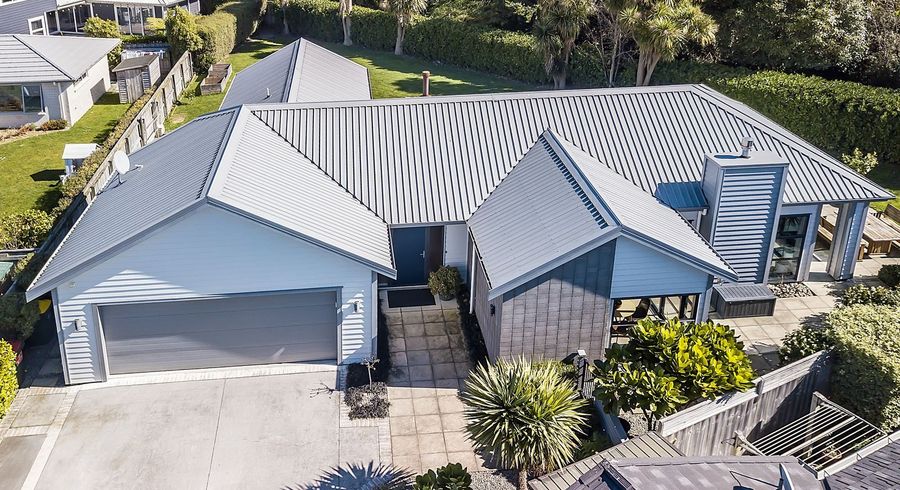  at 50 Resolution Drive, Whitby, Porirua